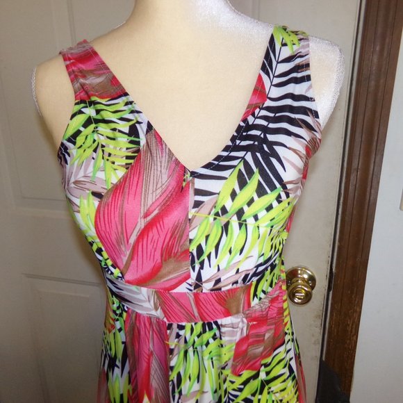 Women's V Neck Maxi Dress Size M by West/Loop - Picture 2 of 8